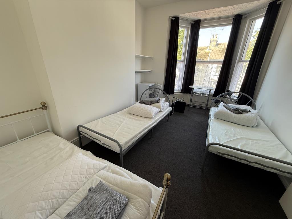 Lot: 82 - FORMER GUEST HOUSE - Bedroom 2
